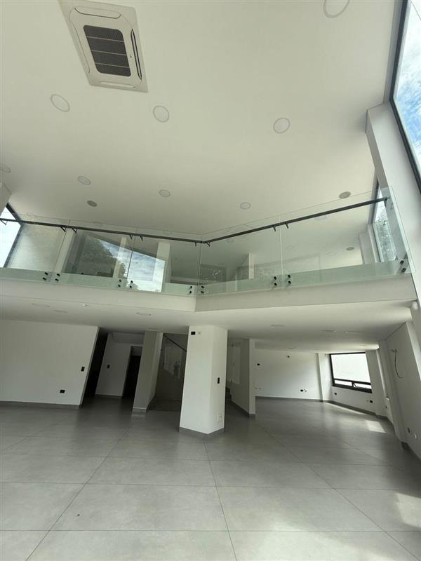 ARRIENDO LOCAL COMERCIAL LA TOMA - Image 4