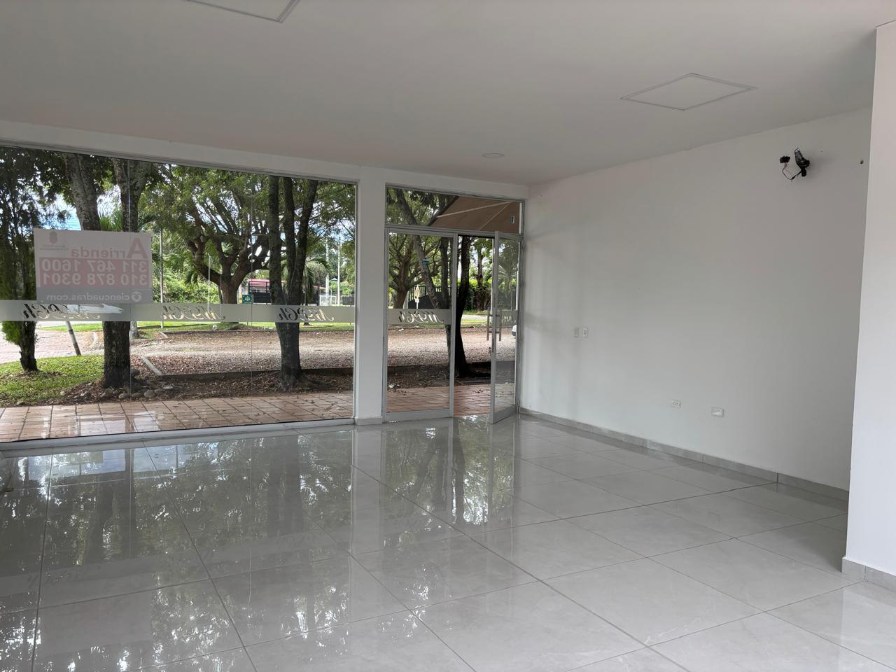 ARRIENDO LOCAL COMERCIAL BOSQUES DE CANTABRIA - Image 5