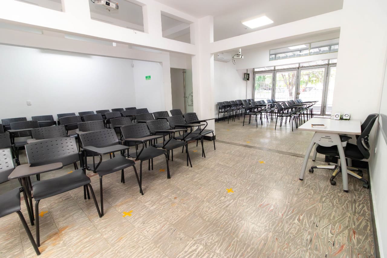 EN VENTA INMUEBLE COMERCIAL - Image 4